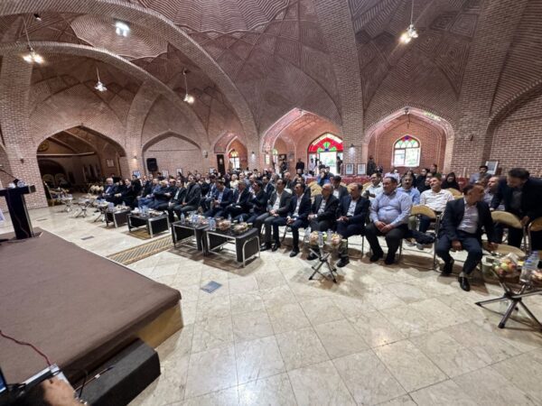 نشست فرهنگی خواهرخواندگی شهرهای اردبیل و لاهیجان برگزار شد