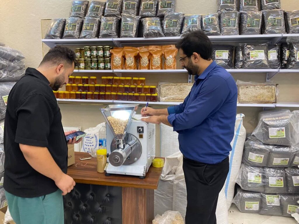بازرسی از واحدهای صنفی لاهیجان در پی گزارشهای مردمی؛ ۲ واحد متخلف به تعزیرات معرفی شدند 1 431c8e33 f7de 4058 9bef 4024e4056b48 - بازرسی از واحدهای صنفی لاهیجان در پی گزارشهای مردمی؛ ۲ واحد متخلف به تعزیرات معرفی شدند