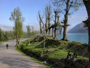 تصویری تاریخی از استخر لاهیجان در سال ۱۳۳۷؛ نگاهی به سیمای شهر در دهه ۳۰