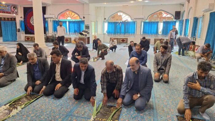 گلباران گلزار شهدای لاهیجان به مناسبت روز خبرنگار