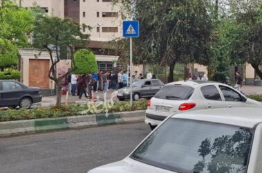 تجمع دانش آموزان گیلانی برای لغو امتحانات حضوری؛ موفق شدند!