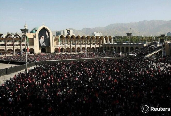 تصاویر ویژه رویترز از مراسم وداع با پیکر رهبر انقلاب